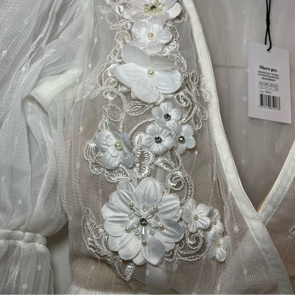 ShowPo AKshia Appliqué Pure White Mini Dress Womens Size 4 NWT - Picture 6 of 12